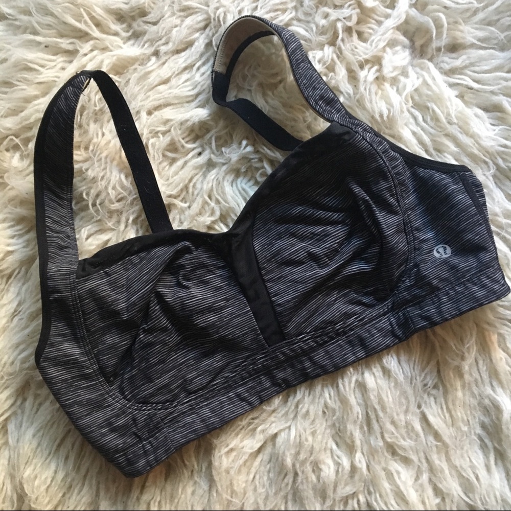 Lulu lemon extra support patterned sports bra 38D